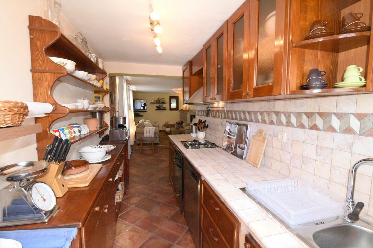 App Milija Apartment Ровин Екстериор снимка